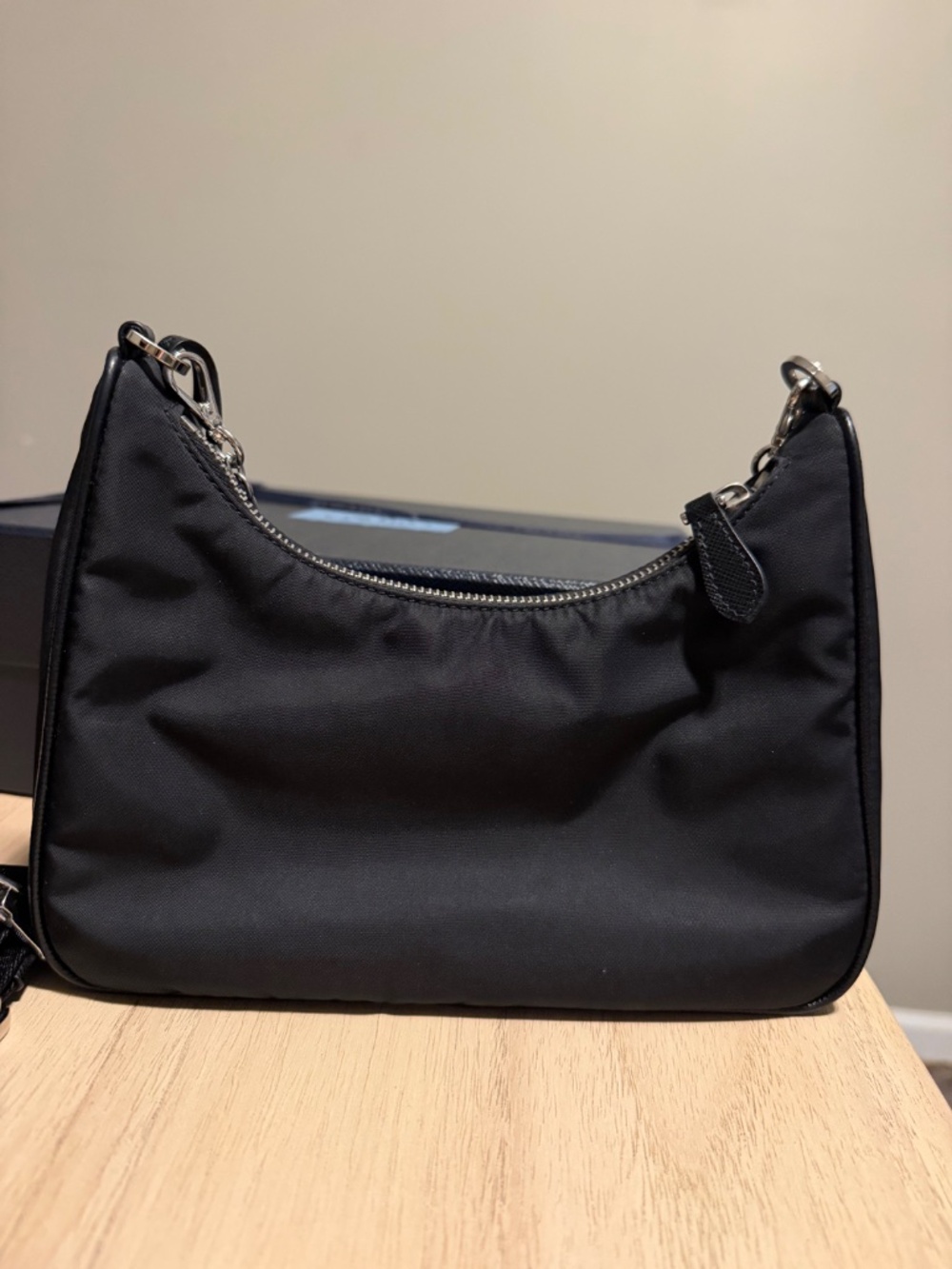 Prada Re-Edition 2005 Re-Nylon bag - Picture 3 of 5